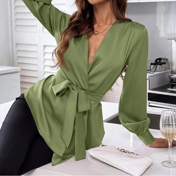 Luxe olive green sexy plunging V neckline belted blouse - Picture 2 of 16